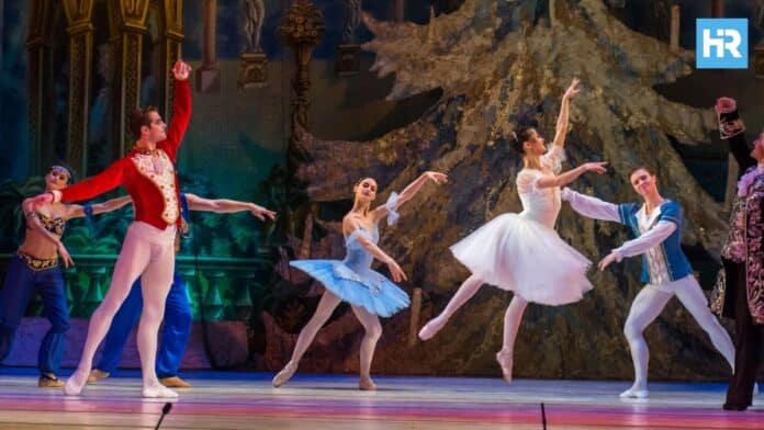 Top 19 Must-See Holiday Shows